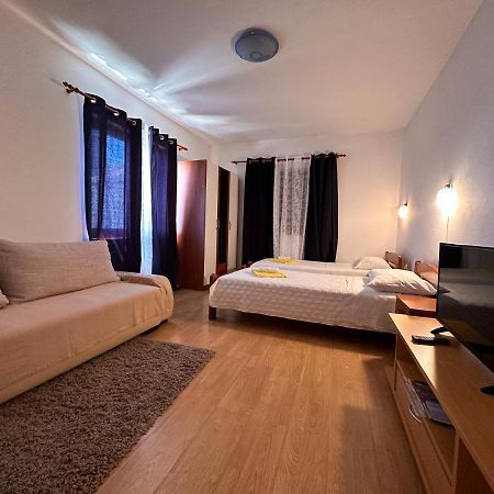 Apartment Lucija Zadar Bagian luar foto