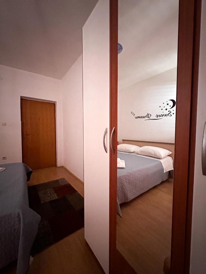 Apartment Lucija Zadar Bagian luar foto