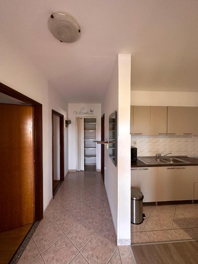 Apartment Lucija Zadar Bagian luar foto