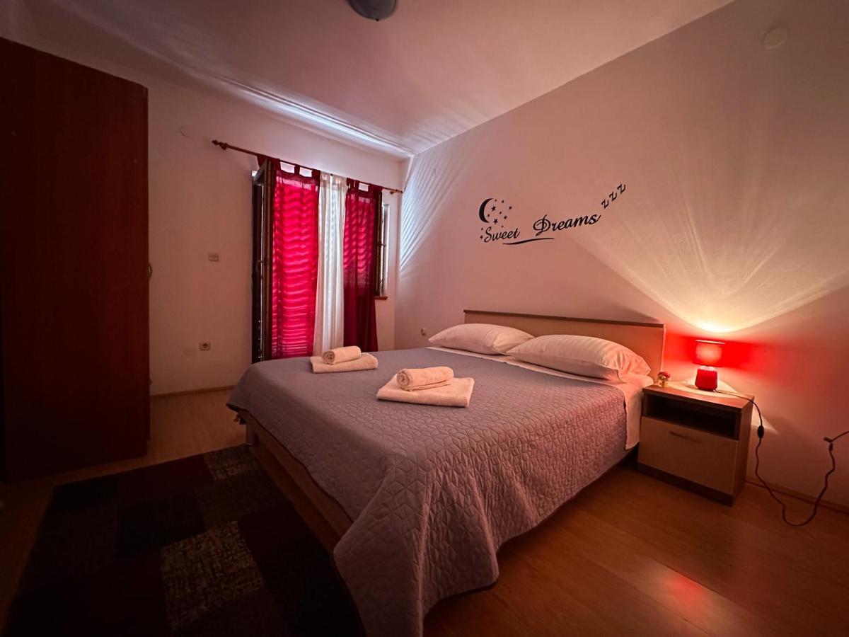 Apartment Lucija Zadar Bagian luar foto
